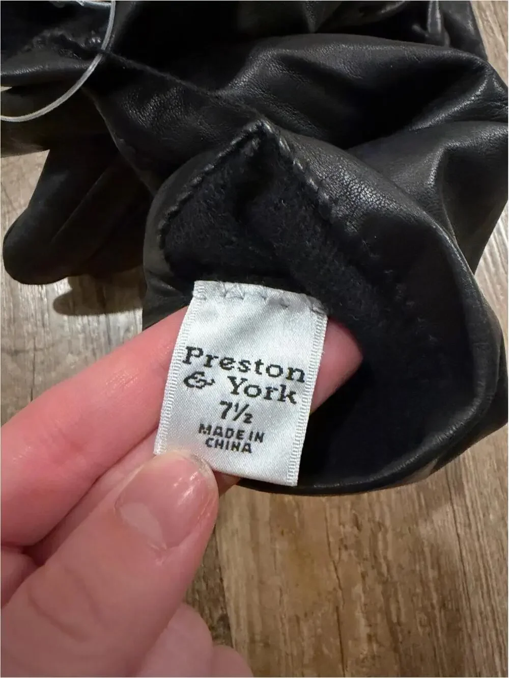 Preston & York Women's Black Leather Gloves - 7.5 Classic Long Cuff